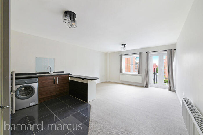 2 Bedroom Apartment To Rent In Grove Road, Sutton, SM1