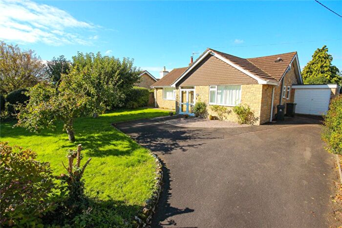 2 Bedroom Bungalow For Sale In School Lane, Wootton Fitzpaine, Bridport, Dorset, DT6