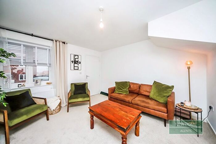 3 Bedroom End Of Terrace House For Sale In Bullion Grove, North Petherton, Bridgwater, TA6