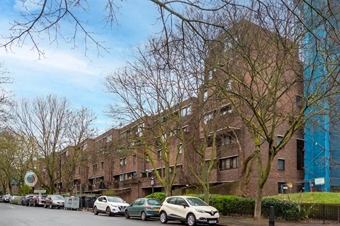 2 Bedroom Apartment For Sale In Malden Road, Kentish Town, NW5