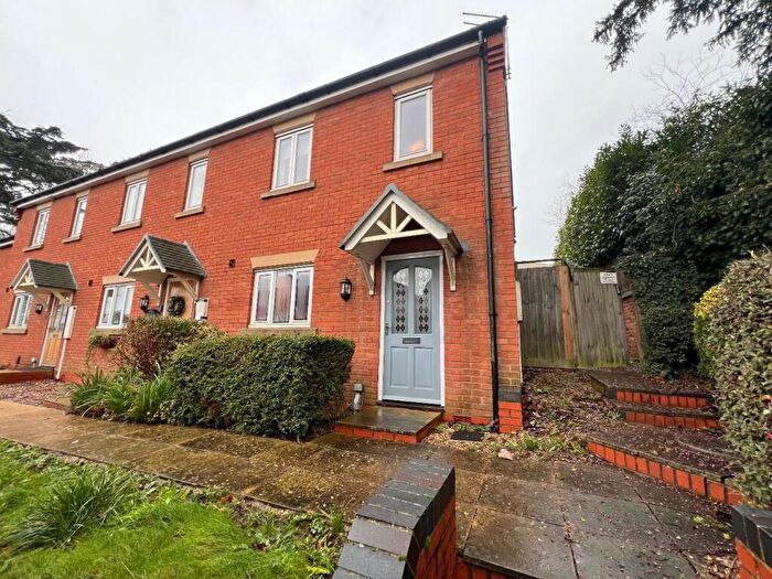 3 Bedroom End Of Terrace House For Sale In Kettering Road, Rothwell, Kettering, NN14