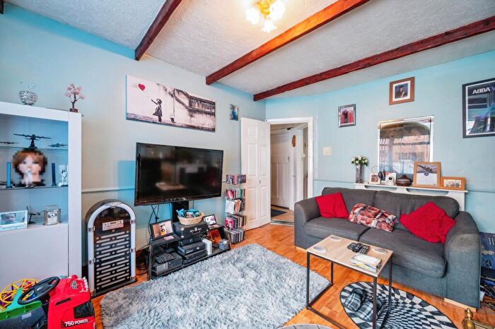 2 Bedroom Bungalow For Sale In Station Road, Drayton, Portsmouth, Hampshire, PO6