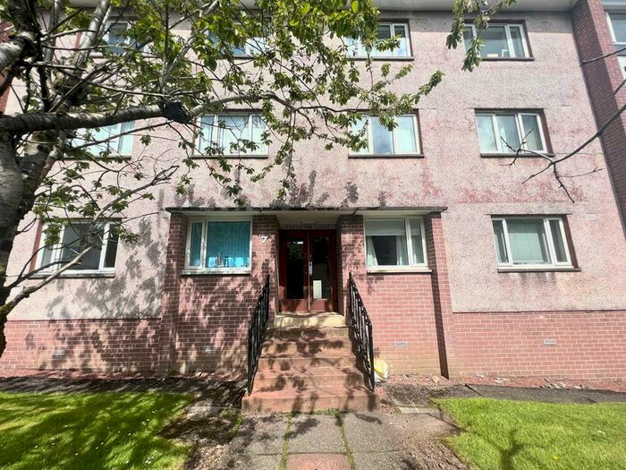 2 Bedroom Flat To Rent In Castleton Court, Castleton Crescent, Newton Mearns, G77