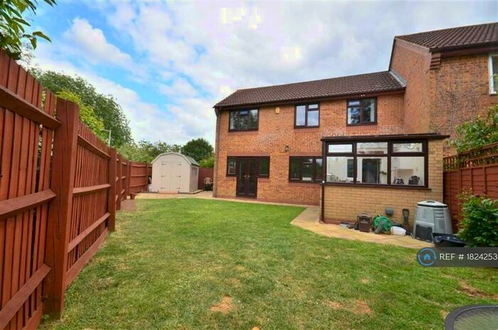 3 Bedroom End Of Terrace House To Rent In Grenadier Close, Abbeymead, Gloucester, GL4