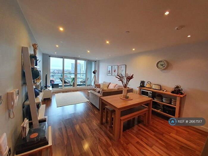 2 Bedroom Flat To Rent In Munday Street, Manchester, M4
