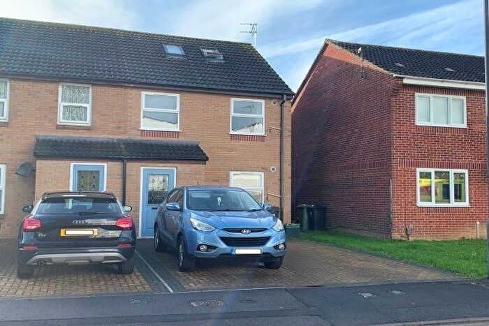 1 Bedroom Flat To Rent In Tetbury Close, Bristol, BS34