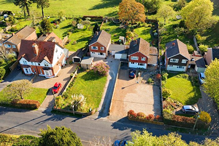 4 Bedroom Detached House For Sale In Kennylands Road, Sonning Common, RG4