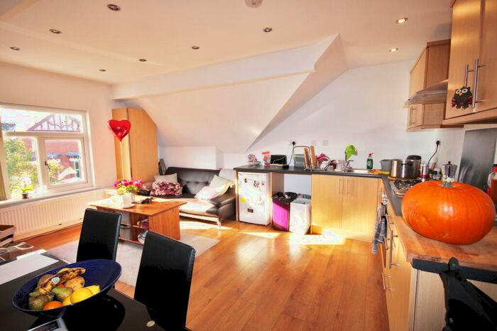 2 Bedroom Apartment To Rent In Corkland Road, Chorlton, M21