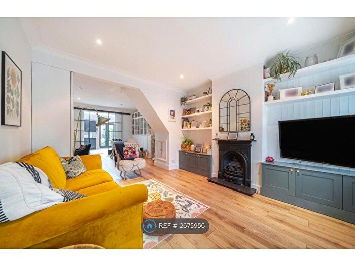 3 Bedroom Terraced House To Rent In Harefield Road, Rickmansworth, WD3