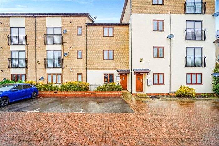 2 Bedroom Apartment For Sale In Goodrington Place, Broughton, Milton Keynes, MK10