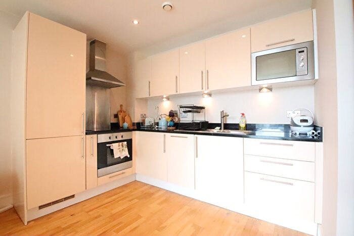 1 Bedroom Flat To Rent In Lanterns Way, London, E17