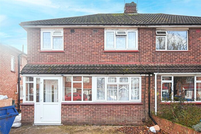 3 Bedroom Semi-Detached House To Rent In Fairway Avenue, West Drayton, UB7