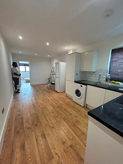 1 Bedroom Flat To Rent In Sutherland Road, Walthamstow, E17