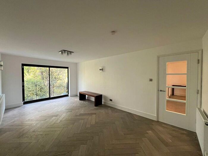 1 Bedroom Flat To Rent In Bridge Lane, Temple Fortune, London, NW11