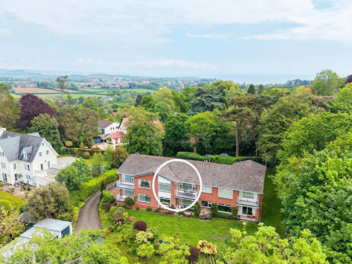 2 Bedroom Flat For Sale In Lansdowne Road, Budleigh Salterton, EX9