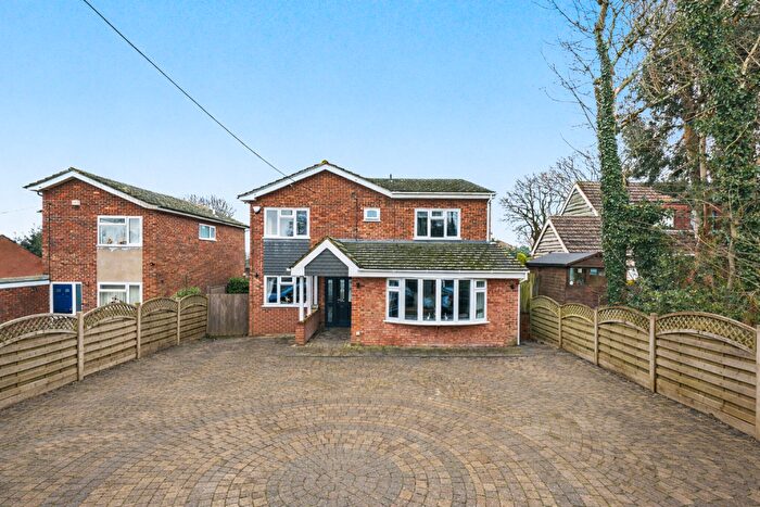 5 Bedroom Detached House For Sale In Tunbury Avenue, Walderslade, Chatham, ME5