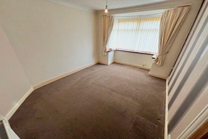 2 Bedroom Bungalow To Rent In Marshall Road, Willenhall, WV13