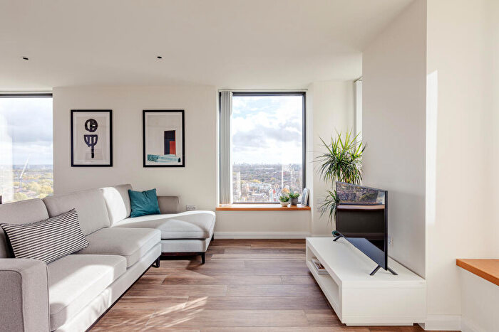 2 Bedroom Apartment To Rent In Junction Rd, London, N19