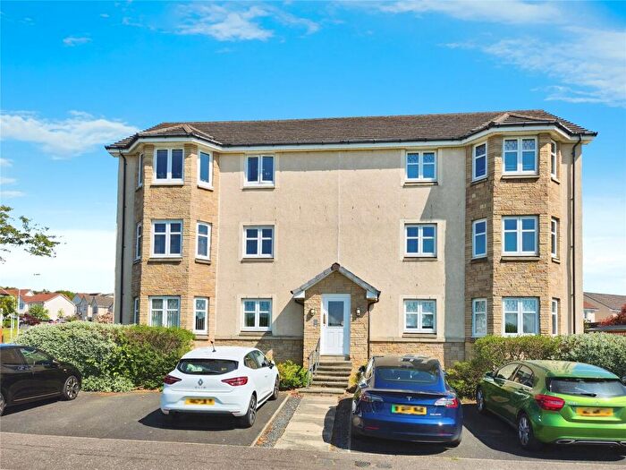 2 Bedroom Flat To Rent In Peasehill Fauld, Rosyth, Dunfermline, Fife, KY11