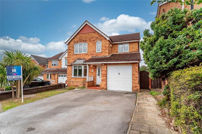 4 Bedroom Detached House For Sale In Henley Drive, Featherstone, Pontefract, West Yorkshire, WF7