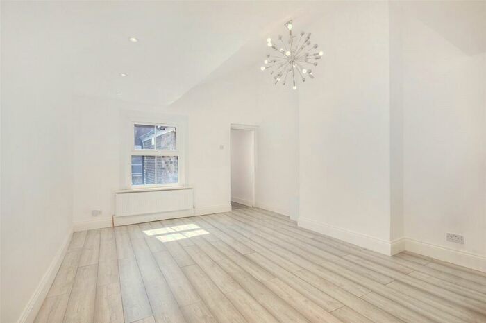 2 Bedroom Apartment To Rent In Lewisham High Street, London, SE13