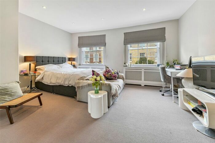 Studio To Rent In Connaught Street, London, W2