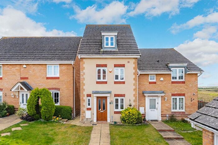 3 Bedroom Property For Sale In Chepstow Road, Oakley Vale, NN18