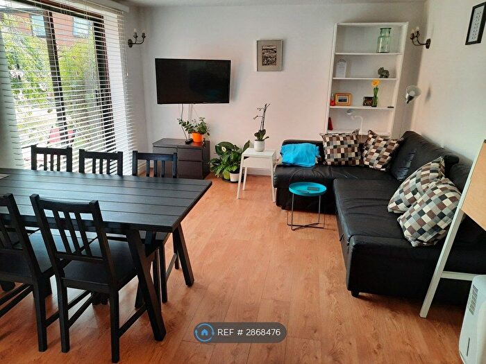 2 Bedroom Flat To Rent In Cox Street, Birmingham, B3