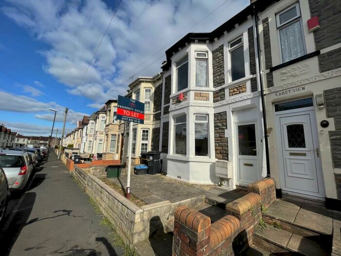 3 Bedroom Terraced House To Rent In Sandringham Road, Brislington, Bristol, BS4