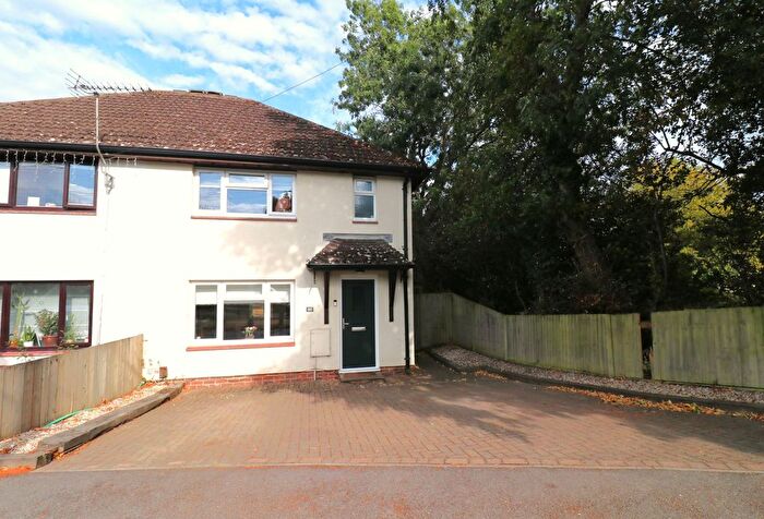 3 Bedroom Semi Detached House For Sale In Wildern Lane, Hedge End, SO30