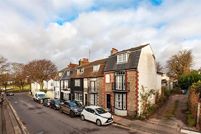 Studio For Sale In Southover Street, Brighton, BN2