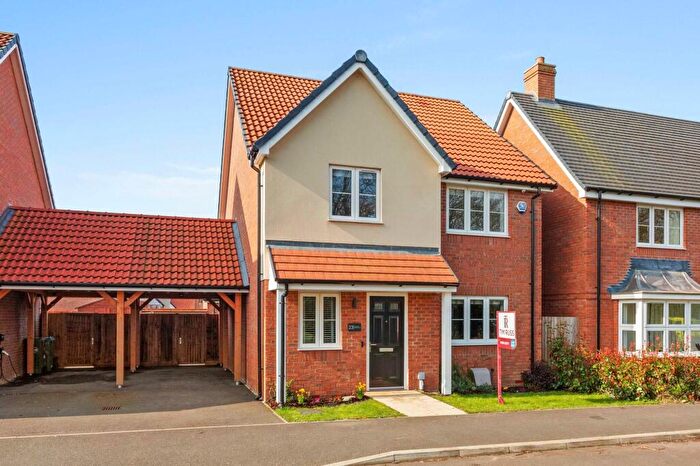 4 Bedroom Detached House For Sale In Raymond Munday Road, Stoke Mandeville, HP22