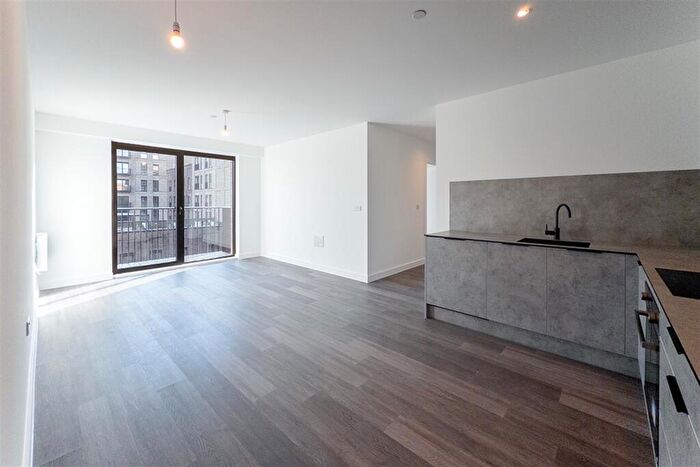 2 Bedroom House To Rent In Berkeley Square, M5