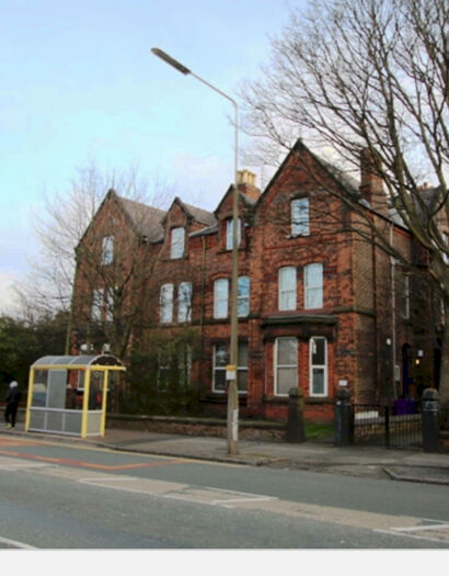 2 Bedroom Flat To Rent In Sheil Road, L6