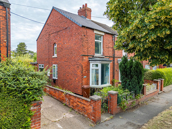 3 Bedroom Semi-Detached House For Sale In Earlsgate, Winterton, Scunthorpe, DN15