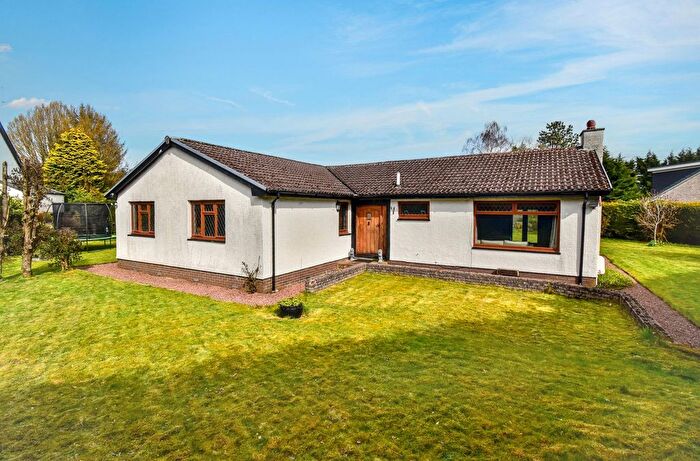 4 Bedroom Detached Bungalow For Sale In High Barrwood Road, Kilsyth, G65