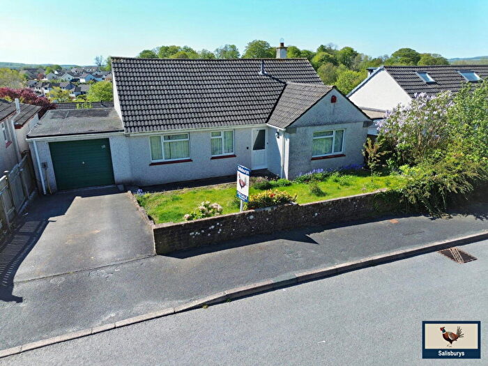 4 Bedroom Detached Bungalow For Sale In Redmoor Close, Tavistock, PL19