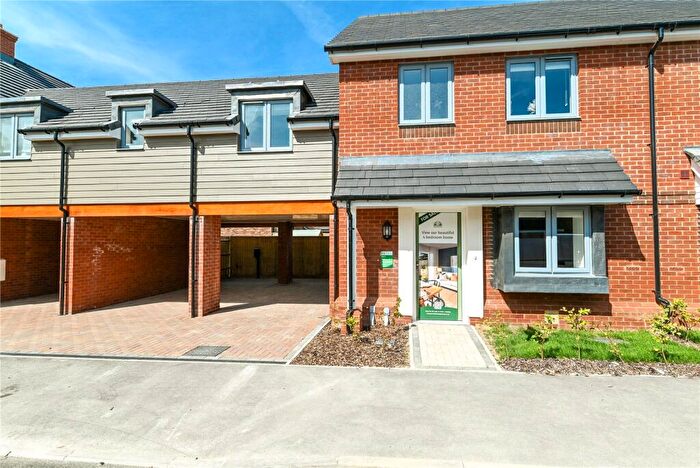 4 Bedroom Semi-Detached House For Sale In Danes Park, New Milton, Hampshire, BH25