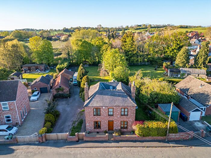 4 Bedroom Detached House For Sale In Trent Port Road, Marton, DN21