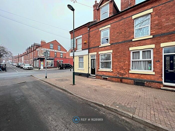 3 Bedroom Terraced House To Rent In Kentwood Road, Nottingham, NG2