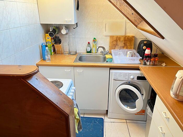 1 Bedroom Flat To Rent In White Hart Lane, Wood Green, N22