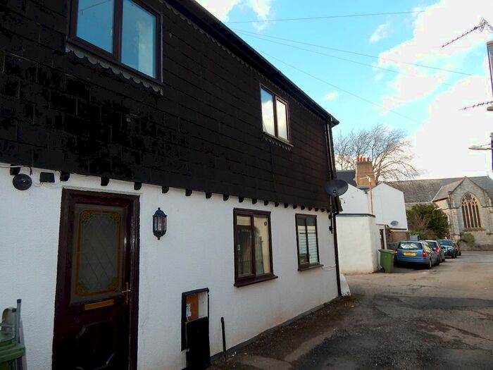 2 Bedroom Mews To Rent In Bath Lane, Torquay, TQ2