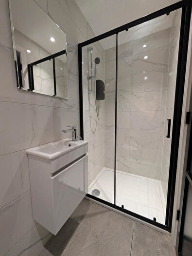 1 Bedroom Maisonette To Rent In Lancaster Avenue, Hadley Wood, EN4