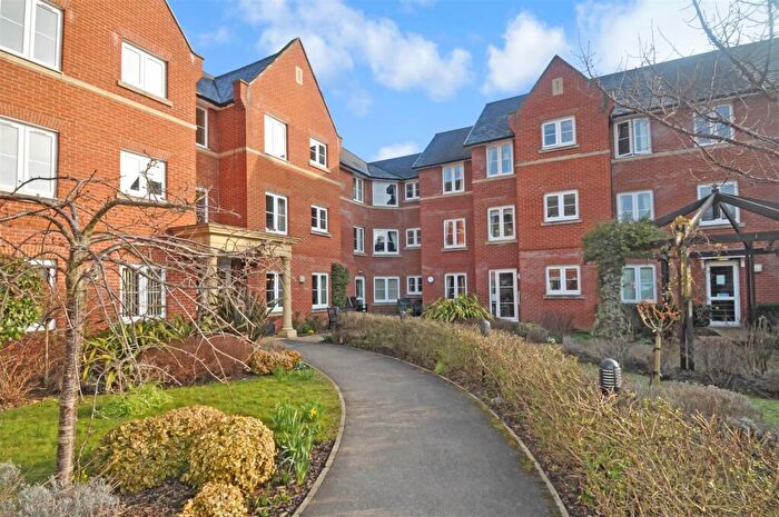 1 Bedroom Apartment For Sale In Foxhall Court, School Lane, Banbury, OX16