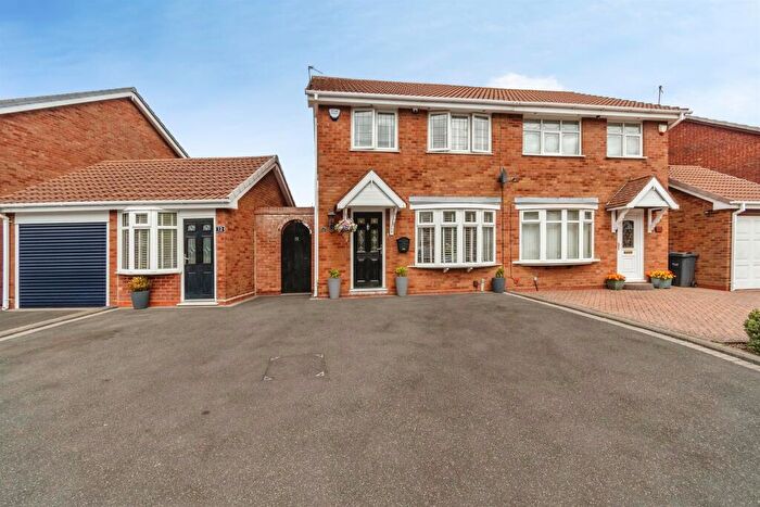 3 Bedroom Semi-Detached House For Sale In Wooding Crescent, Tipton, DY4