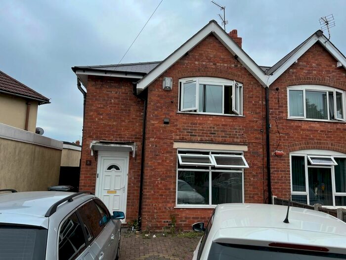 3 Bedroom Property To Rent In Broadway West, Walsall, WS1