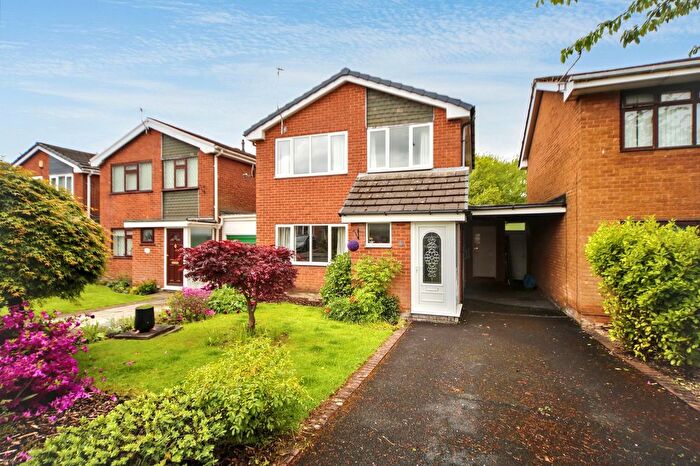 3 Bedroom Detached House For Sale In Walter Scott Avenue, Wigan, WN1
