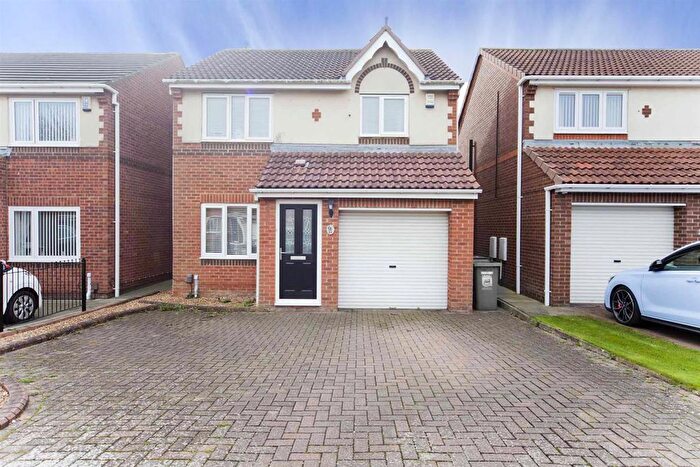 3 Bedroom Detached House For Sale In Fieldfare Road, Hartlepool, TS26
