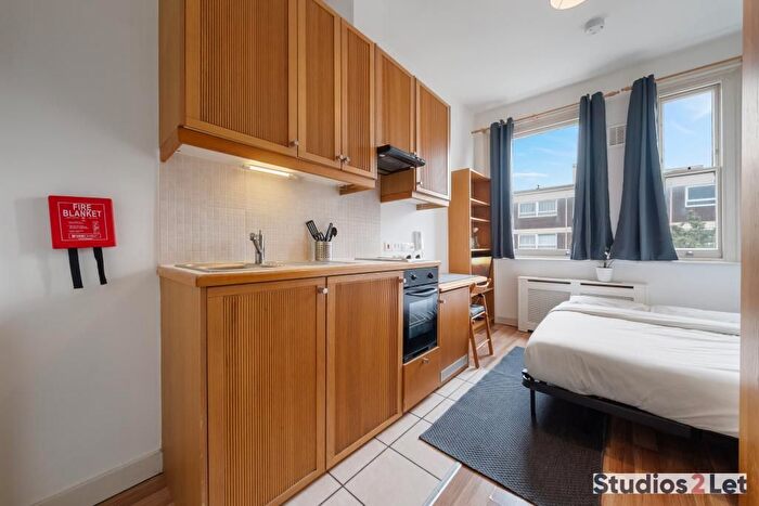 Studio To Rent In Fairholme Road, West Kensington, London, W14