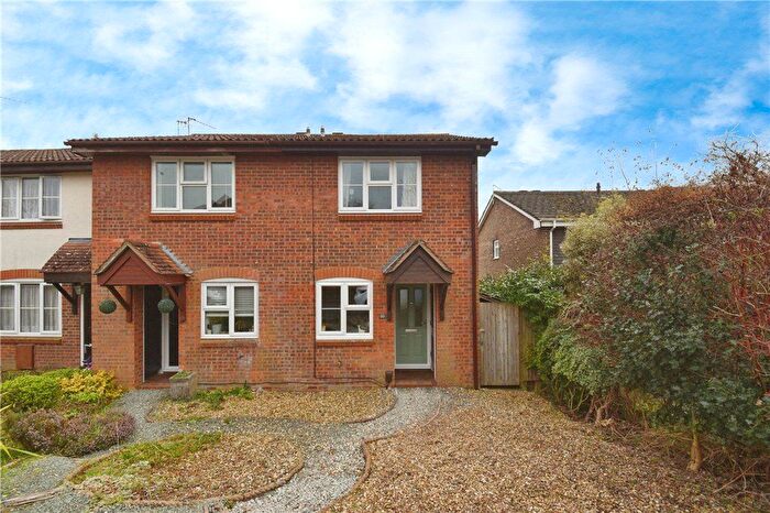 2 Bedroom End Of Terrace House For Sale In Clover Way, Romsey, Hampshire, SO51